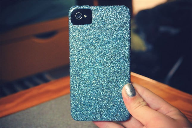 Accessorize And Decorate With These 25 DIY iPhone Cases-homesthetics.net (19)