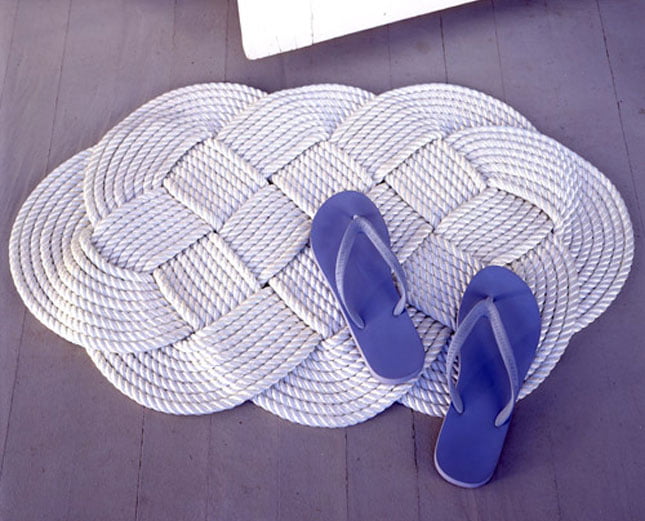 Easy DIY Rope Rugs Projects To Warm Up Your Home-homesthetics (10)