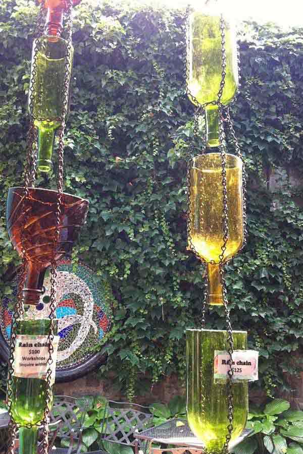 19 Spectacular Sustainable DIY Wine Bottle Outdoor Decorating Ideas homesthetics decor (18)