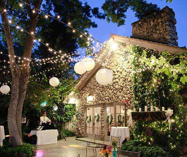 26 Jaw Dropping Beautiful Yard and Patio String Lighting Ideas For a Small Heaven homesthetics backyard landscaping ideas (25)