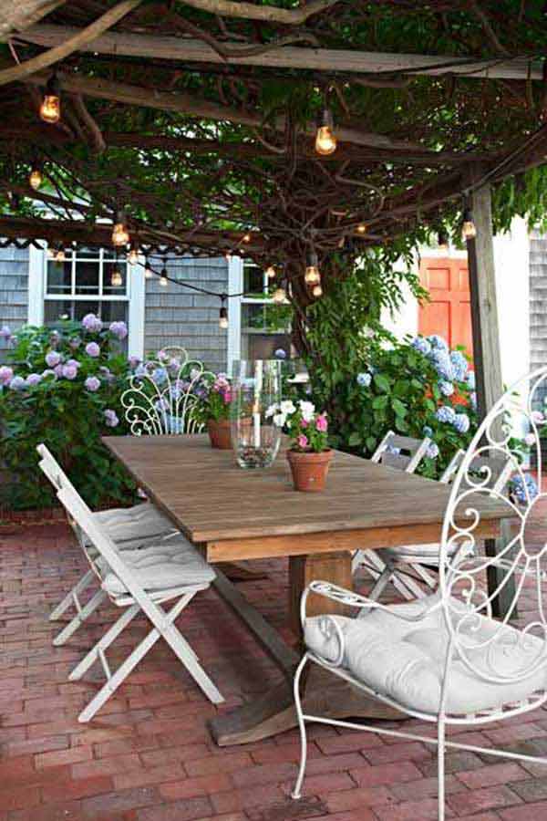 26 Jaw Dropping Beautiful Yard and Patio String Lighting Ideas For a Small Heaven homesthetics backyard landscaping ideas (26)