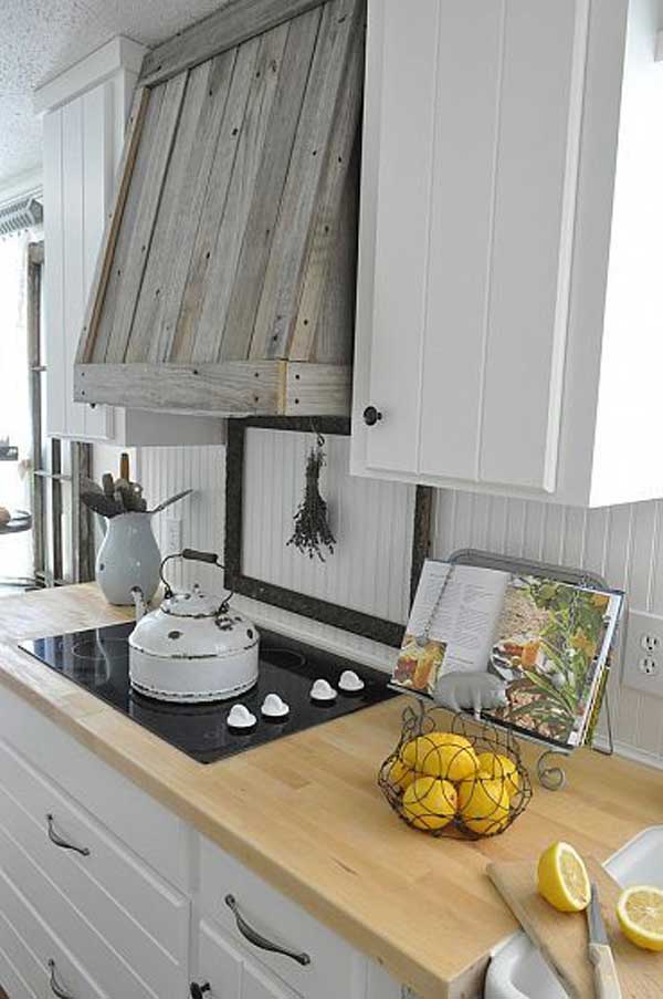 #17 SCANDINAVIAN DESIGN WITH WOODEN HOOD