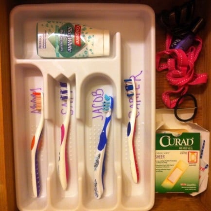 40. ORGANIZE YOUR TOOTHBRUSHES