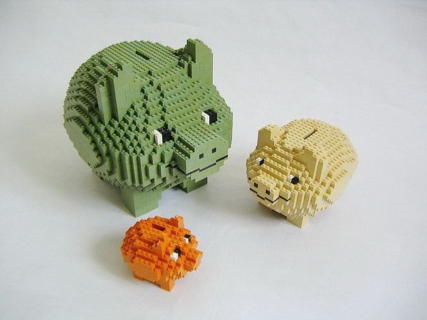 #12 CREATIVE LEGO CRAFTED PIGGY BANKS