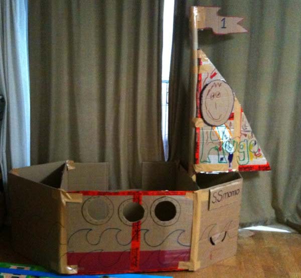 27 Ideas on How to Use Cardboard Boxes for Kids Games and Activities DIY Projects homesthetics diy cardboard projects (14)