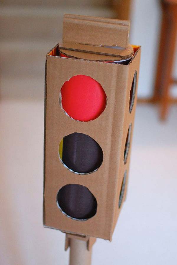 27 Ideas on How to Use Cardboard Boxes for Kids Games and Activities DIY Projects homesthetics diy cardboard projects (25)