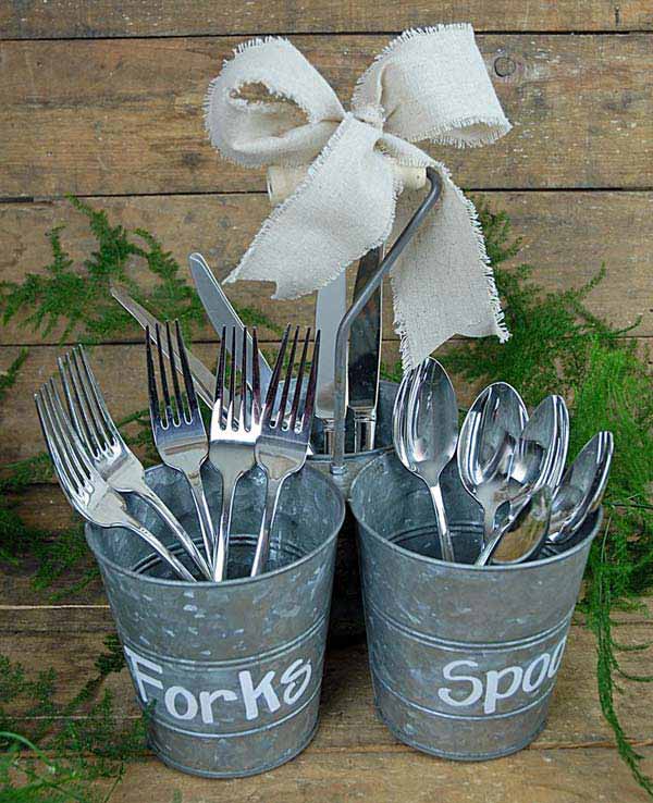 27 Ingenious DIY Cutlery Storage Solution Projects That Will Declutter Your Kitchen homesthetics storage ideas (1)