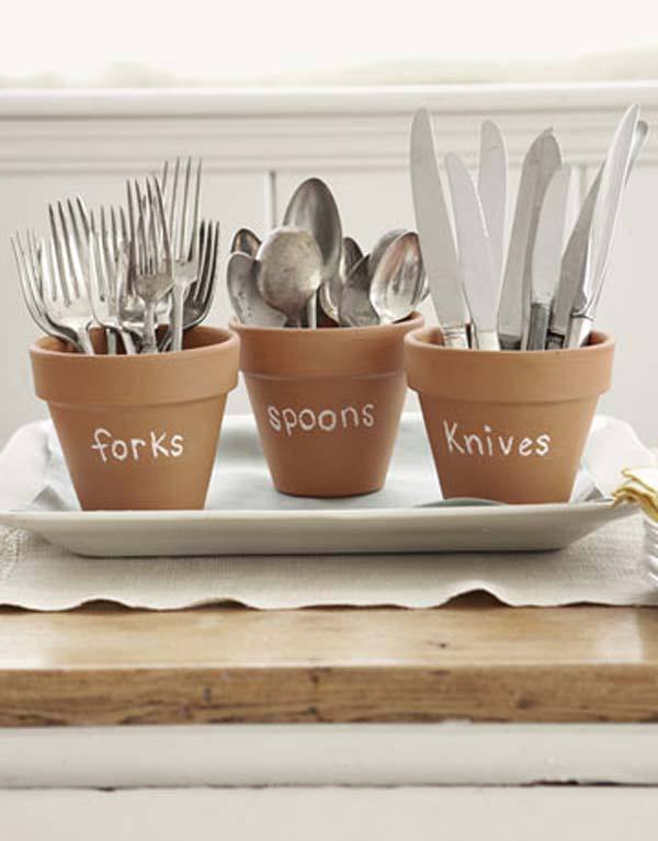27 Ingenious DIY Cutlery Storage Solution Projects That Will Declutter Your Kitchen homesthetics storage ideas (14)