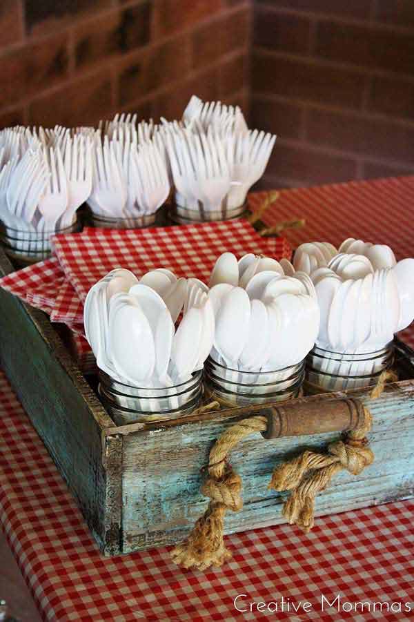27 Ingenious DIY Cutlery Storage Solution Projects That Will Declutter Your Kitchen homesthetics storage ideas (21)