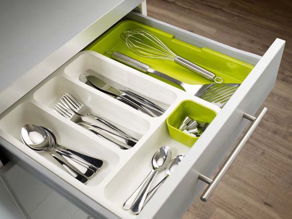 27 Ingenious DIY Cutlery Storage Solution Projects That Will Declutter Your Kitchen homesthetics storage ideas (3)