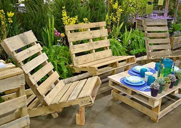 28. Pallets makeover