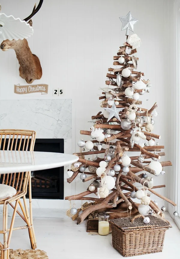 15 Beautiful and Sensible Driftwood Crafts For a Shabby Chic Home homesthetics decor ideas (5)