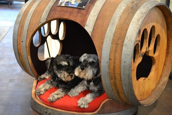 25 Brilliantly Creative DIY Projects Reusing Old Wine Barrels homesthetics decor ideas (11)