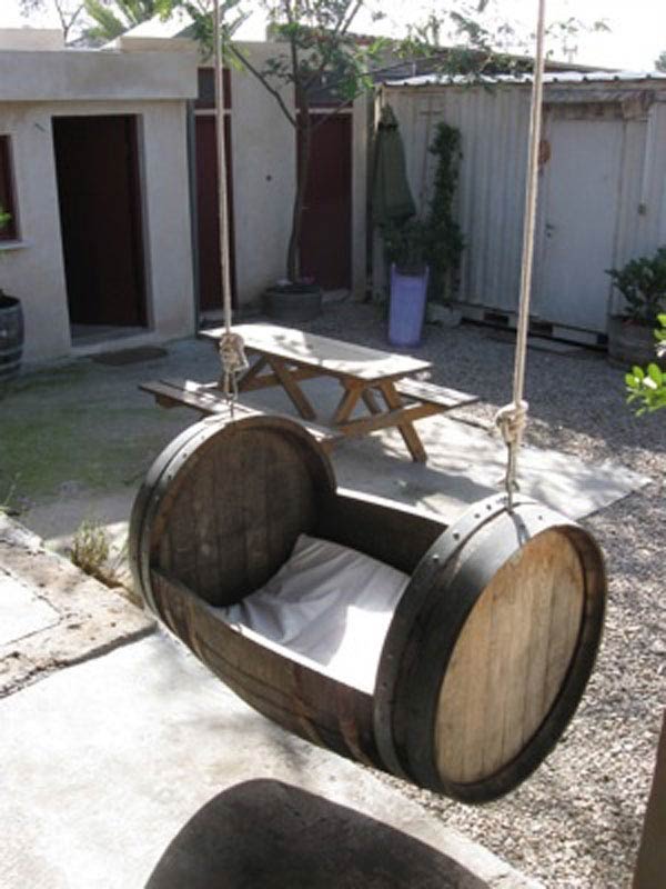 25 Brilliantly Creative DIY Projects Reusing Old Wine Barrels homesthetics decor ideas (17)