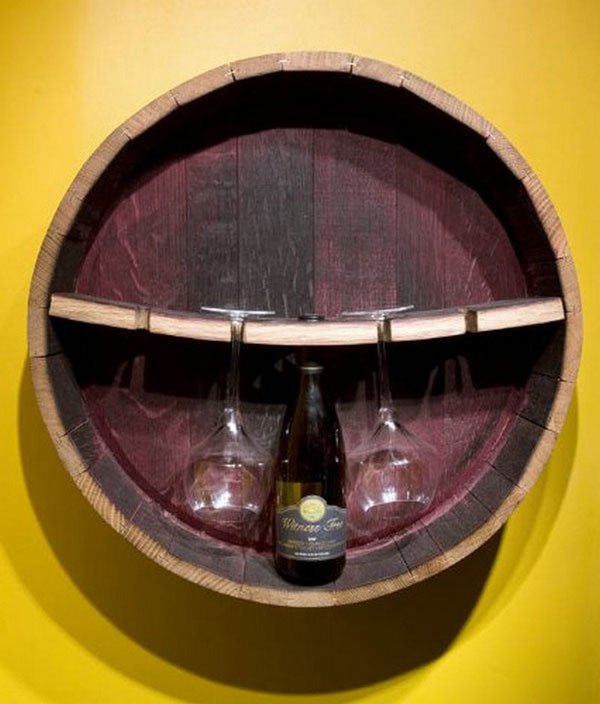 25 Brilliantly Creative DIY Projects Reusing Old Wine Barrels homesthetics decor ideas (22)
