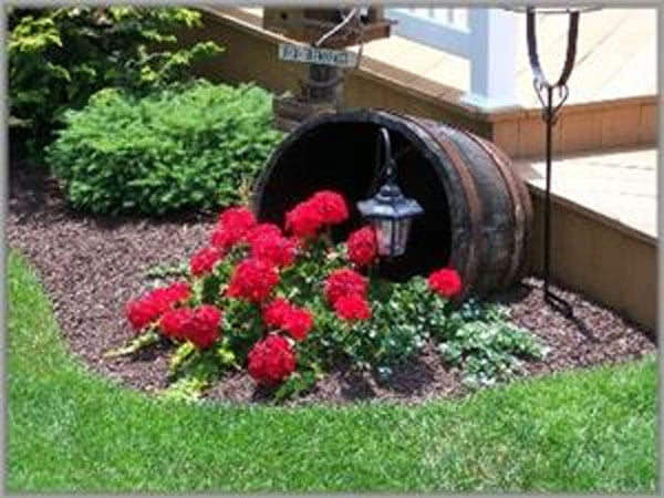 25 Brilliantly Creative DIY Projects Reusing Old Wine Barrels homesthetics decor ideas (23)