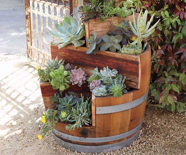 25 Brilliantly Creative DIY Projects Reusing Old Wine Barrels homesthetics decor ideas (6)