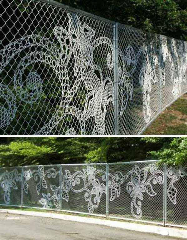 1.USE YOUR WIRE FENCE AS A HUGE CANVAS FOR YOUR ARTWORK