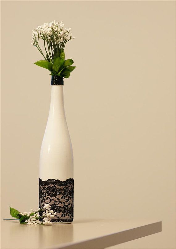 26 Wine Bottle Crafts To Surprise Your Guests Beautifully homeshetics decor (1)