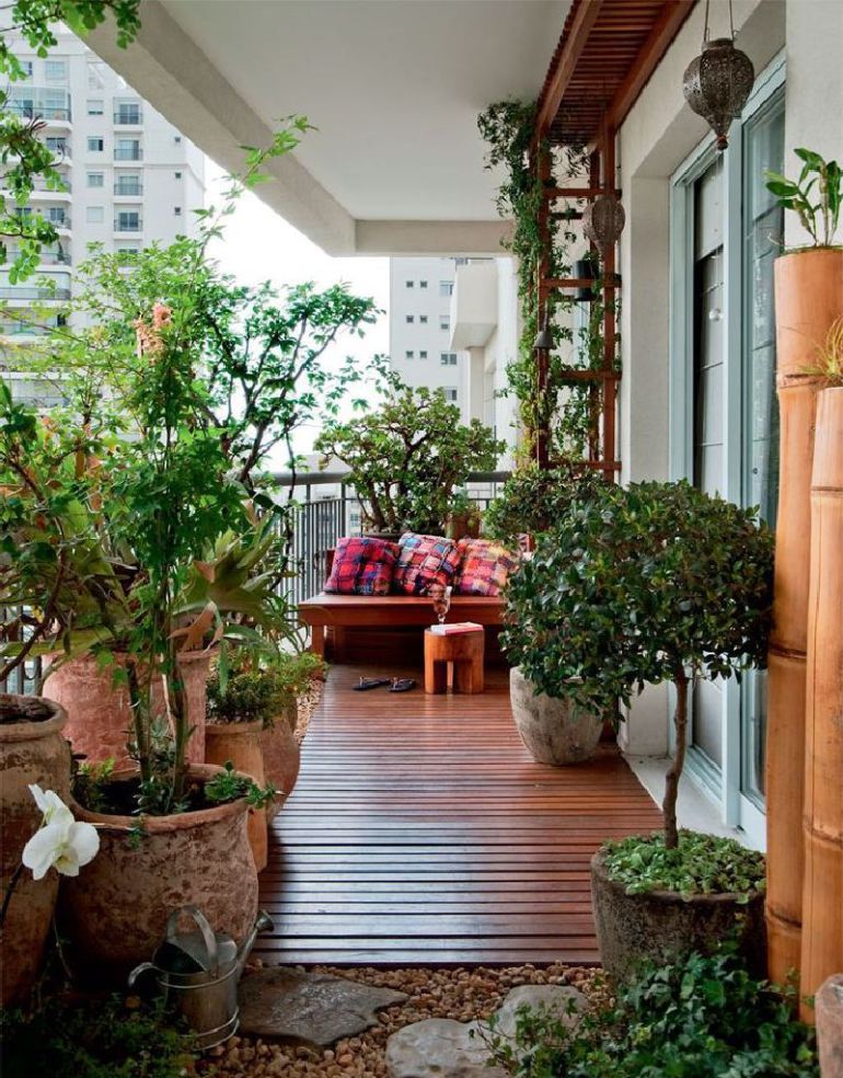 53 Mindblowingly Beautiful Balcony Decorating Ideas to Start Right Away homesthetics.net decor ideas (49)