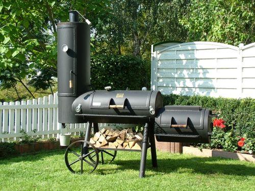 Extraordinary Authenticity in 41 Barbecue and Grill Design Ideas For Your Parties homesthetics grill barbecue design ideas (26)