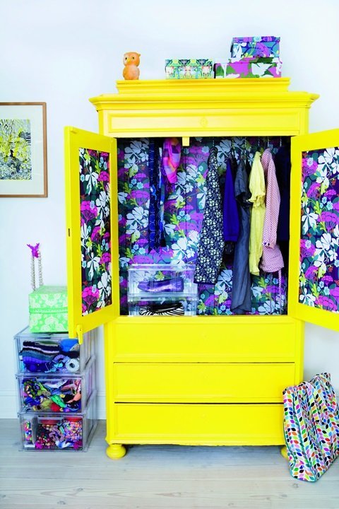 #2 Vibrant Dresser Boosting Textures