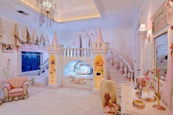 #3 Exclusive Castle Bed Bedroom Design For Little Princesses
