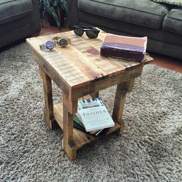 #8 Small Pallet Side table / Nightstand