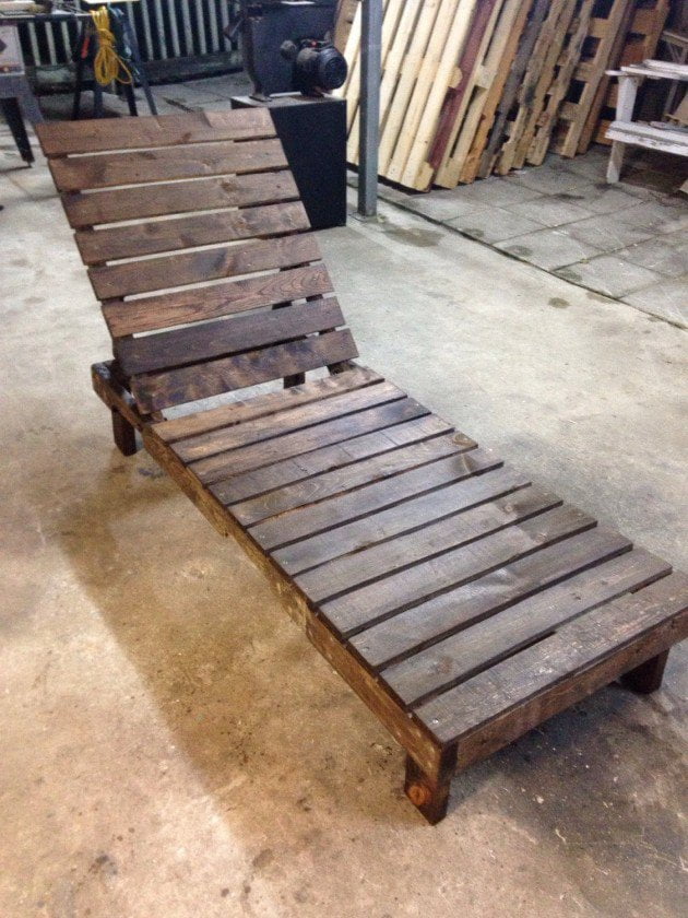 #9 Pallet Lounge Chair