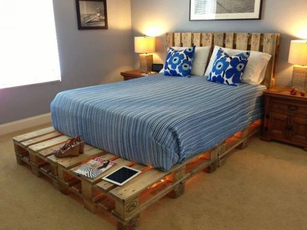 #26 OBTAIN AN INEXPENSIVE AND COZY SETUP WITH WOODEN PALLETS