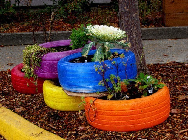DIY Projects On How To Reuse Tires-homesthetics (22)
