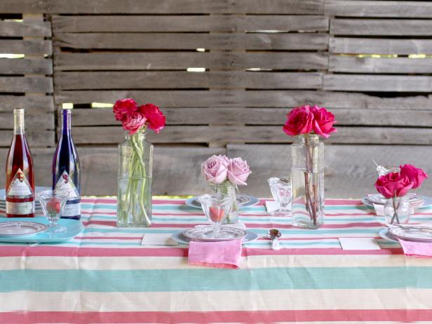 12 Mesmerizing Beautiful and Fresh Summer Table Decoration Ideas homesthetics decor (2)