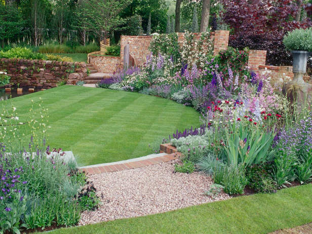 16 Backyard Landscaping Ideas That Will Beautify Your Household Through Simplicity homesthetics design (5)