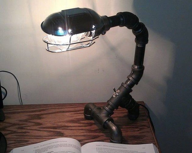 #1 DESK INDUSTRIAL PIPE LAMP WITH LIGHT BULB ARMOR