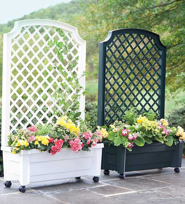 4. SIMPLE BEAUTIFUL PLANTER WITH TRELLIS INCLUDED