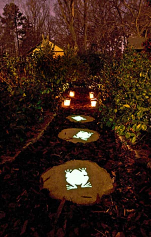 23 Mesmerizing DIY Stepping Stones to Realize for Your Backyard homesthetics decor (3)