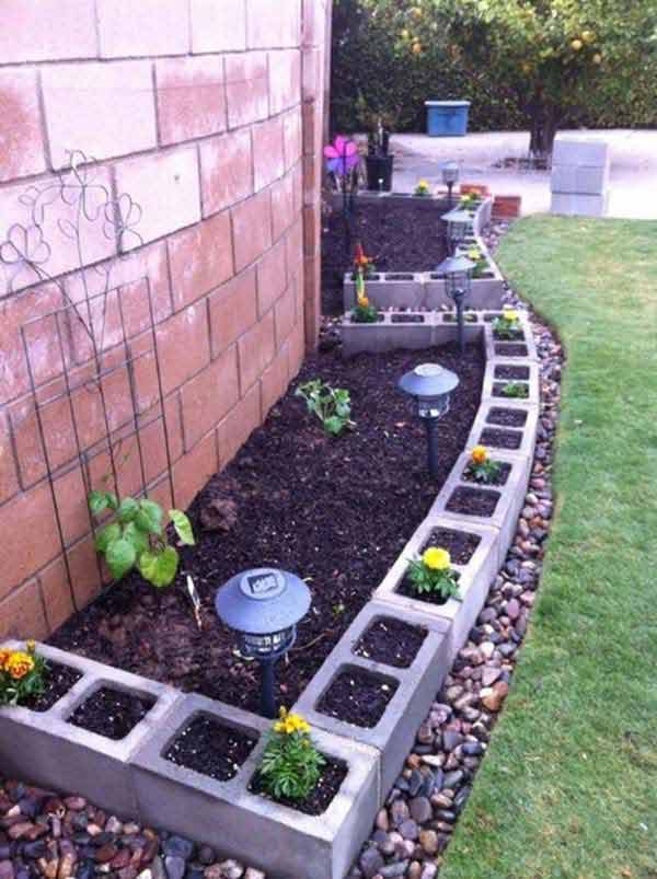 27+ DIY Garden Bed Edging Ideas Ready to Emphasize Your Greenery homesthetics backyard landscaping (9)