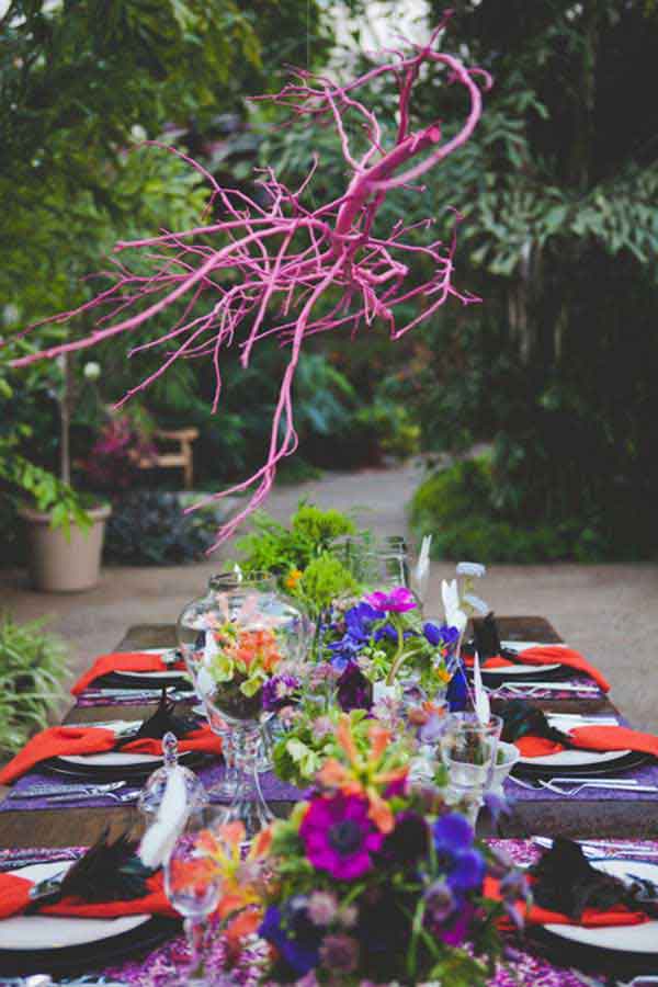 30 Sculptural DIY Tree Branch Chandeliers to Realize In an Unforgettable Setup homesthetics decor (1)