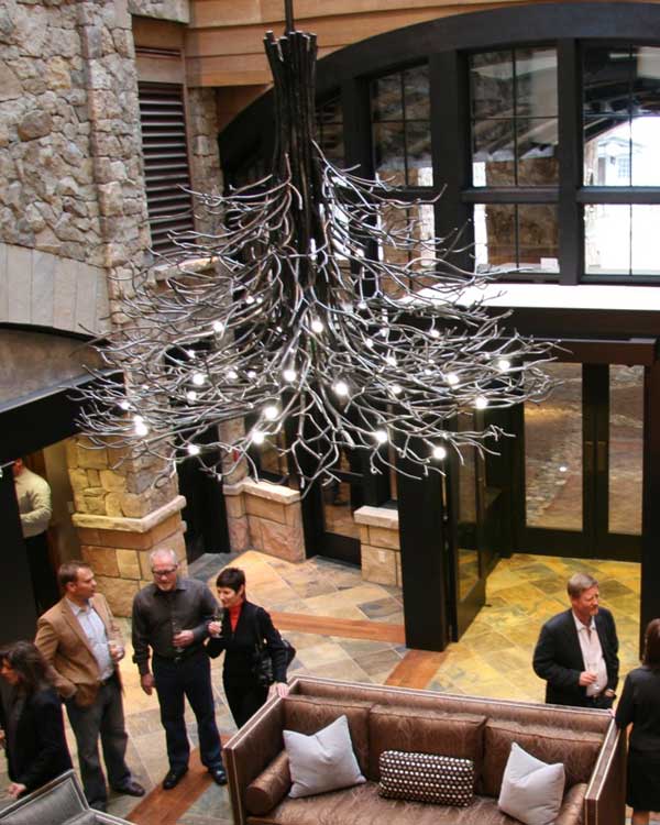 30 Sculptural DIY Tree Branch Chandeliers to Realize In an Unforgettable Setup homesthetics decor (13)