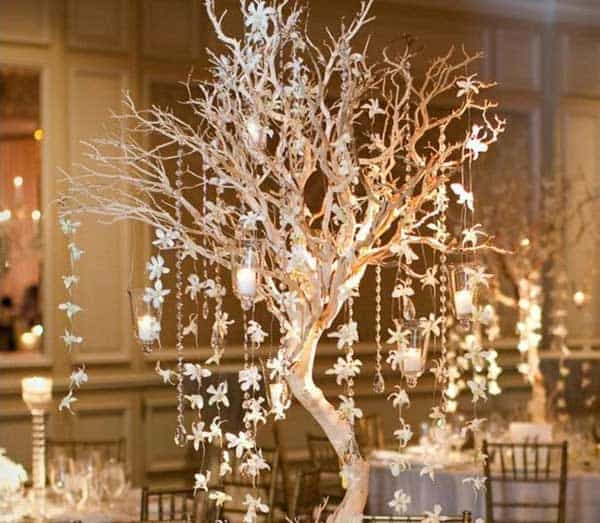 30 Sculptural DIY Tree Branch Chandeliers to Realize In an Unforgettable Setup homesthetics decor (22)
