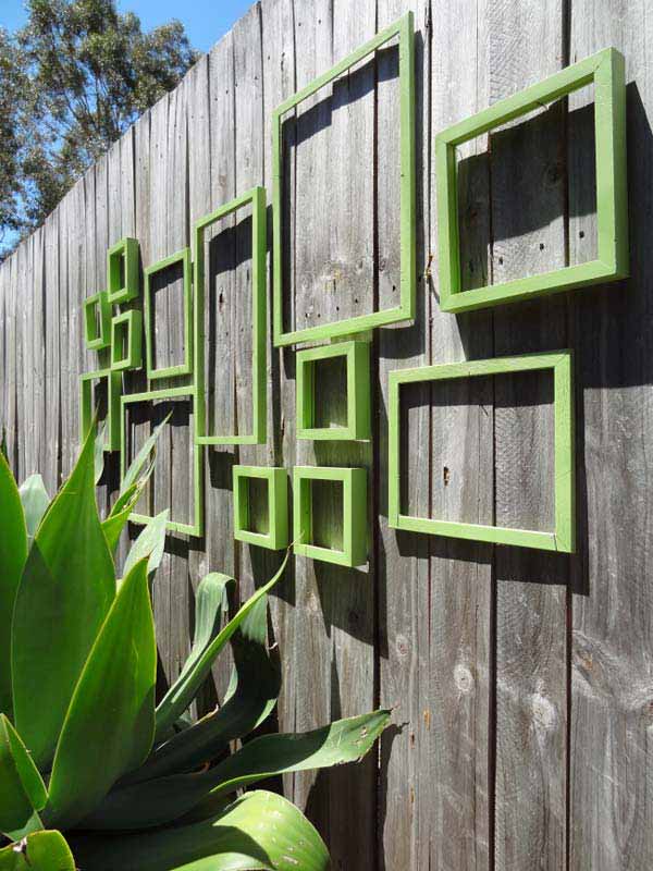 Get Creative With These 23 Fence Decorating Ideas and Transform Your Backyard homesthetics design (4)