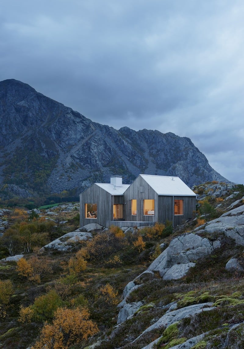 Sculptural Norway Island Home Overcoming Rough Terrain Slopes homesthetics.net 1