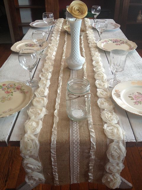 A VERY ENGLISH STYLE JUTE DESIGN TABLE RUNNER