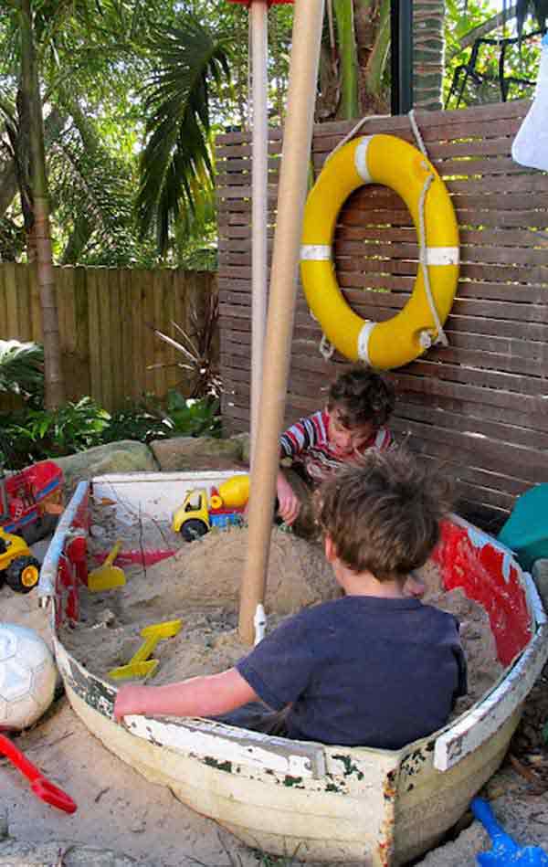 15 Insanely Beautiful and Creative Ways to Reuse Old Boats in Design homesthetics decor (5)