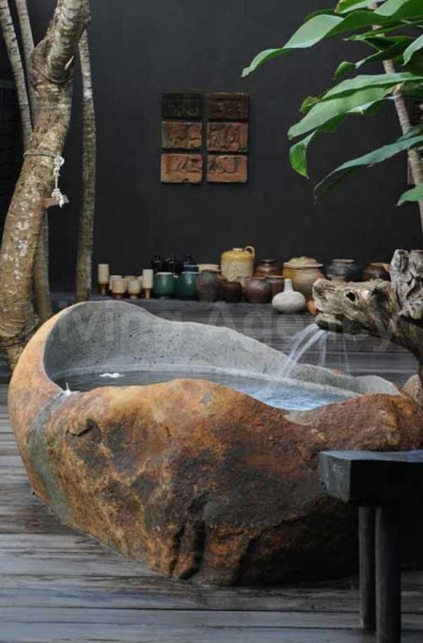22 Natural Stone Bathtubs Emphasizing Their Spatialities homesthetics cool bathrooms (6)