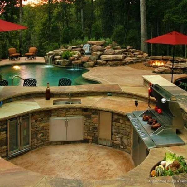 23 Simply Impressive Sunken Sitting Areas For a Mesmerizing Backyard Landscape homesthetics decor (22)