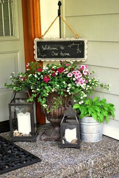 26 Mesmerizing and Welcoming Front Porch Design Ideas 