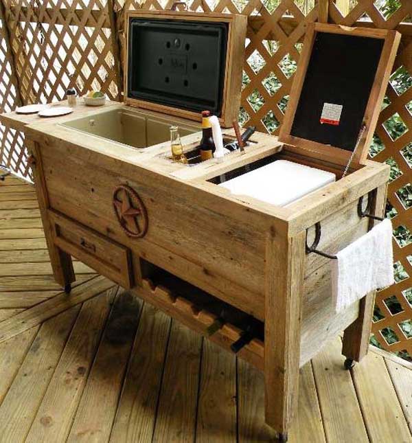 #5 AN OLD FRIDGE OR ICE BOX CAN BECOME A NEAT FUNCTIONABLE BAR
