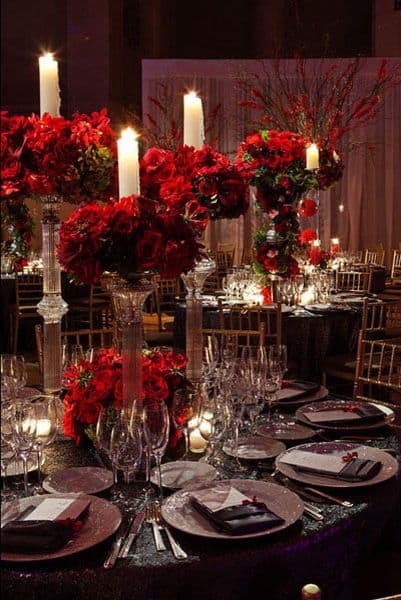 17 Do-it-yourself Elegantly Made Centerpieces For A Winter Wedding (16)