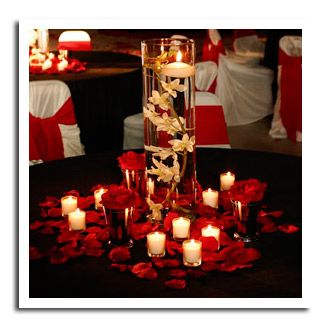 17 Do-it-yourself Elegantly Made Centerpieces For A Winter Wedding (6)